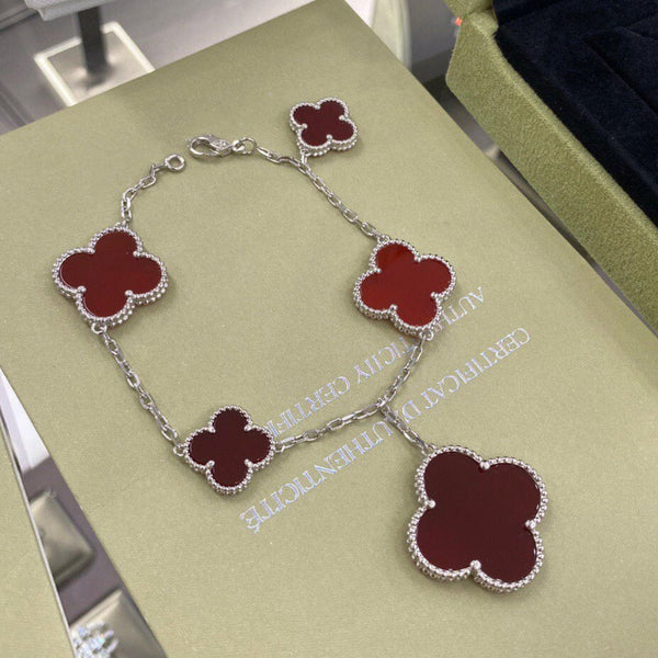 ˇMagic JewelryˇCLOVER 5 MOTIFS CARNELIAN BRACELET