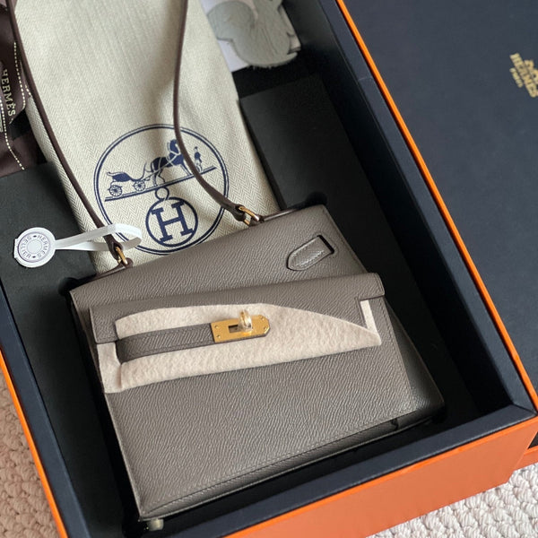 KELLY DESORDRE 20 IN MEDIUM BROWN EPSOM LEATHER WITH GOLD HARDWARE