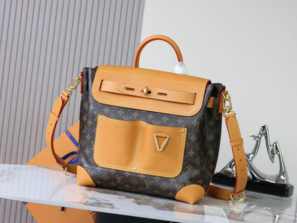 [LIMITED QUANTITY] THE STEAMER3 TOTE BAG, DESIGNED BY PHARRELL WILLIAMS, IS MADE OF MONOGRAM CANVAS.