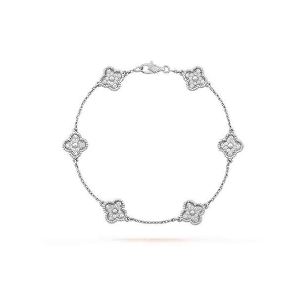 ˇMagic JewelryˇCLOVER 6 MOTIF DIAMOND BRACELET