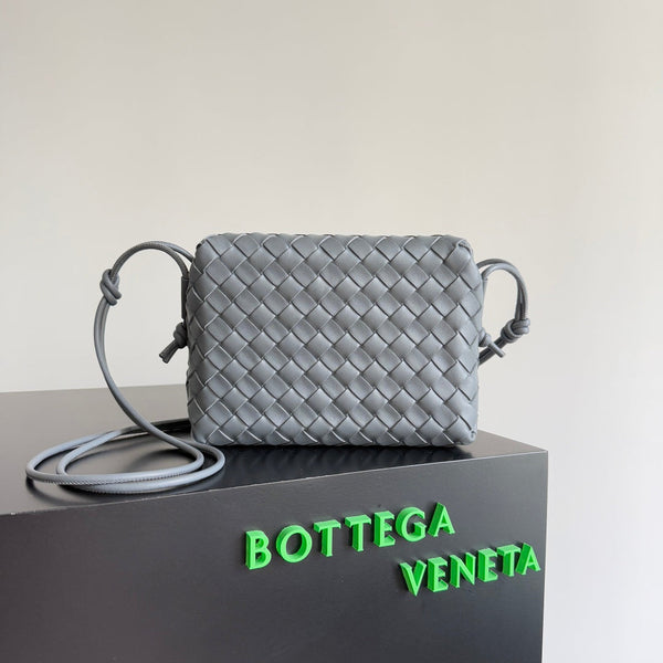 MINI LOOP CAMERA BAG 22 IN GREY CALFSKIN